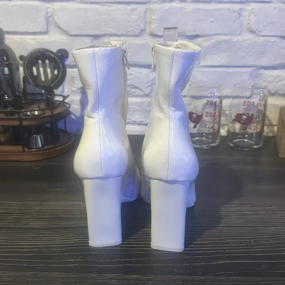 Mix No. 6 White patent Heeled Boots - Picture 4 of 7